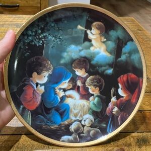 Collector's Plate with Angelic Scene